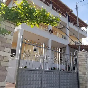 Apartament Xani, Himara