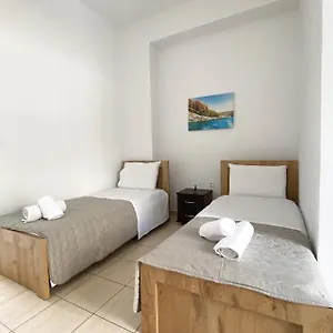 Apartament Acta's, Himara